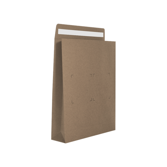 Envelope-de-papel-kraft-E-commerce-tamanho-M-40x32x8-aberto-uma-fita